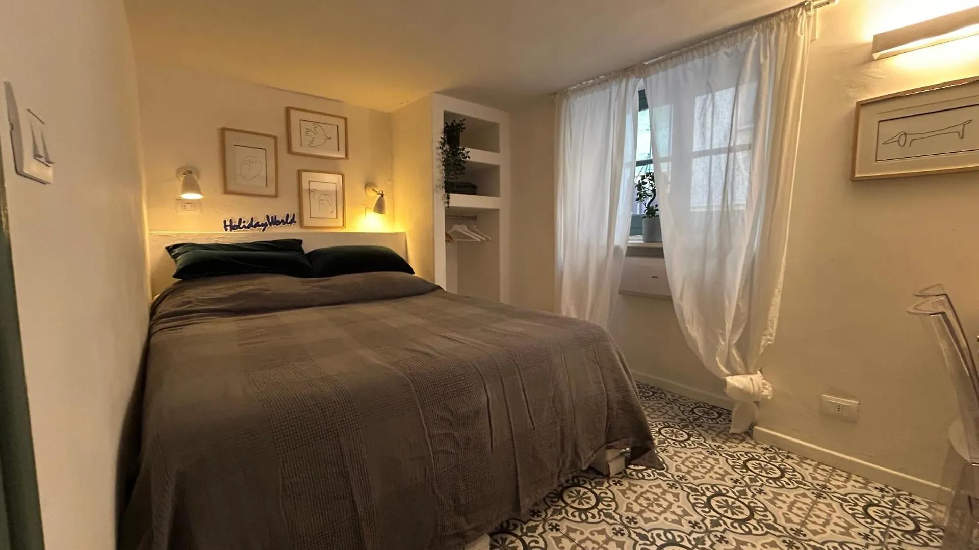 Nanhome By Holiday World Finale Ligure Italia